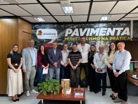 Prefeitura assina convênio de R$ 1 milhão para pavimentar ruas Waldemar Milani e Anelise Ravaza, no Morgado Rosa