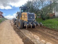 Seinfra intensifica ações de patrolamento nos bairros de Bagé