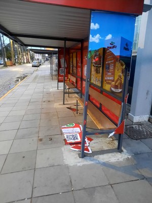 Abrigo de ônibus inaugurado por PPPs em Bagé é vandalizado menos de um mês após instalação