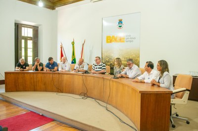 Bagé recebe tomógrafo, ressonância magnética, veículos e reforço no financiamento da saúde