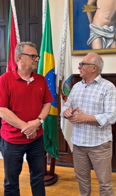 Beto Alagia assume Prefeitura de Bagé