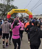 Cerca de 500 pessoas participaram da corrida pelos 214 anos de Bagé