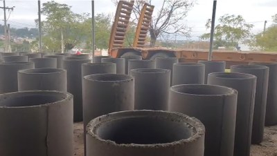 Fábrica de bueiros inicia atividades