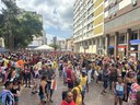 Foliões prestigiam carnaval em Bagé