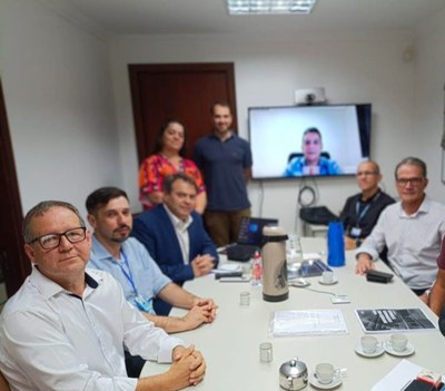 Prefeito de Bagé apresenta relatório de auditoria para Tribunal de Contas do Estado