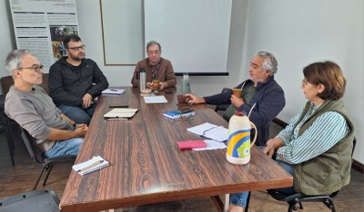 Prefeitura articula formas de melhorar estrutura da Feira Livre e aumentar a produção local