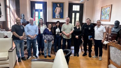 Prefeitura de Bagé e Instituto Penal discutem parceria para fabricação de blocos intertravados