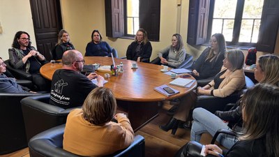 Prefeitura de Bagé forma grupo de trabalho para avaliar pautas da educação