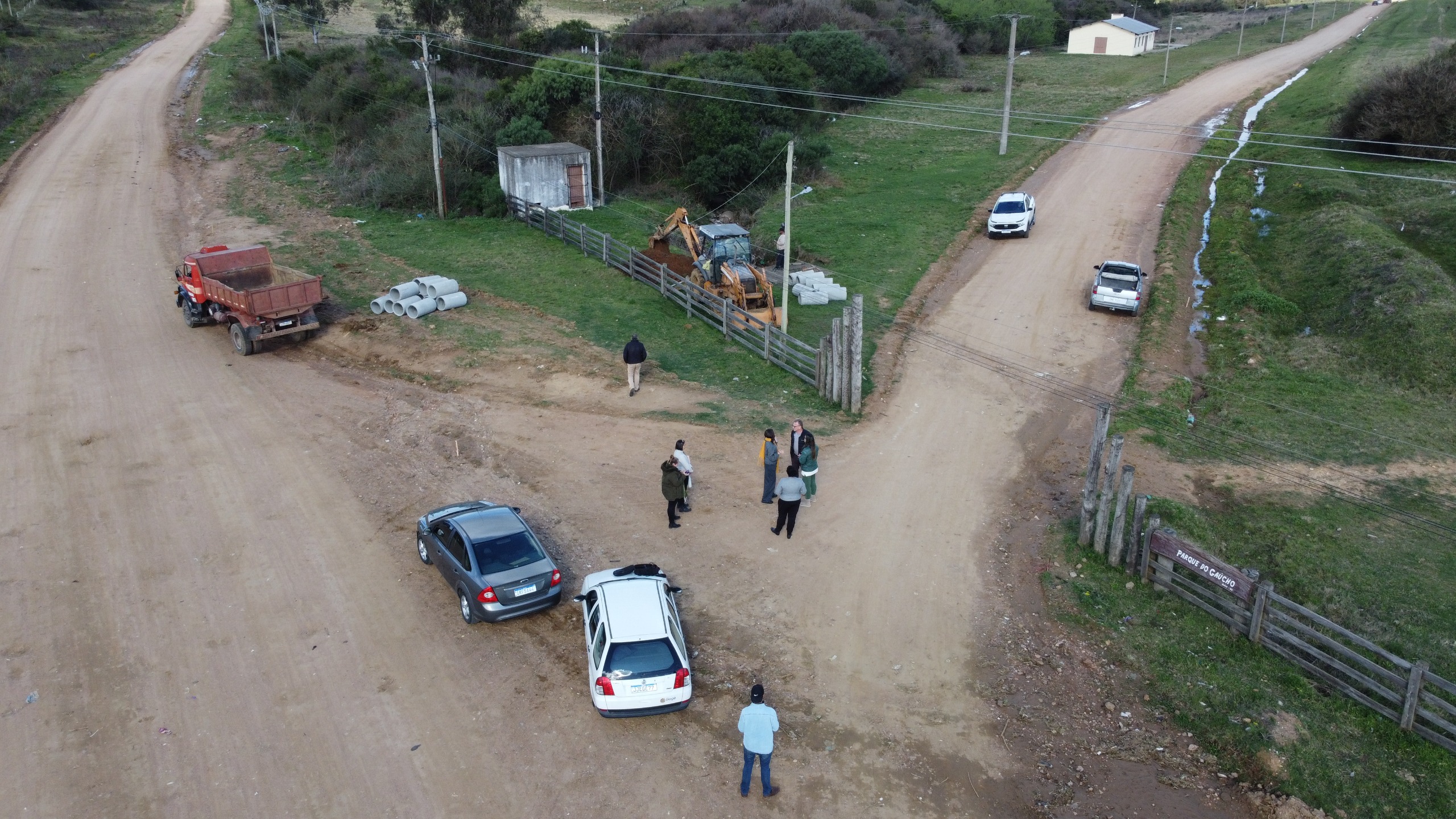 Prefeitura inicia pavimentação remanescente da avenida Leonel Brizola