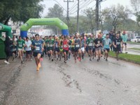 Prefeitura orienta motoristas para atenção redobrada durante a Rústica Maio Amarelo na Santa Tecla