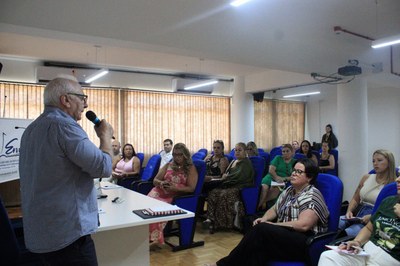 Prefeitura realiza treinamento com coordenadores de postos de saúde