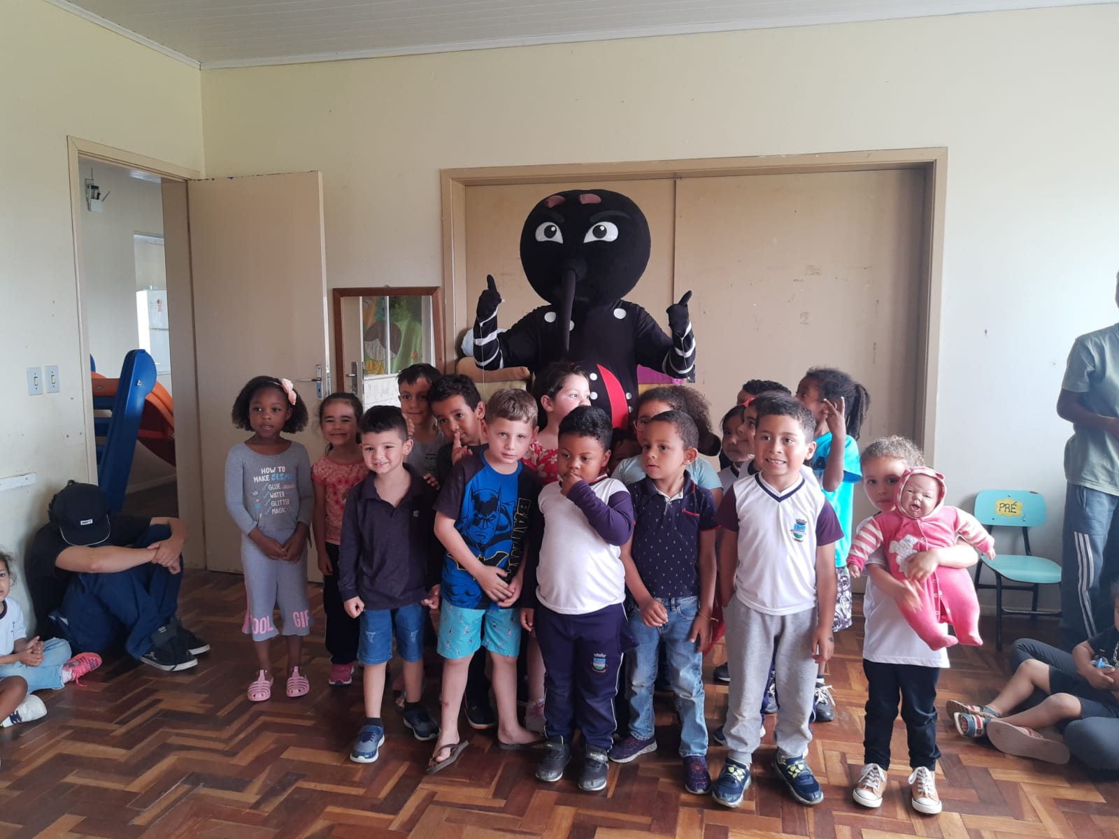 Programa de combate ao mosquito Aedes aegypti é divulgado nas escolas da rede pública de Bagé