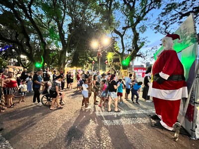 Programação: Natal Mágico do Pampa traz shows e espetáculos à Praça do Coreto neste final de semana