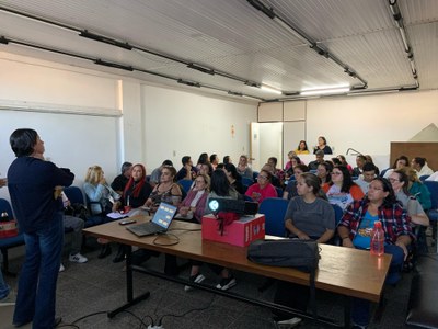 Saúde realiza capacitação para otimizar agendamentos de consultas com especialistas pelo SUS