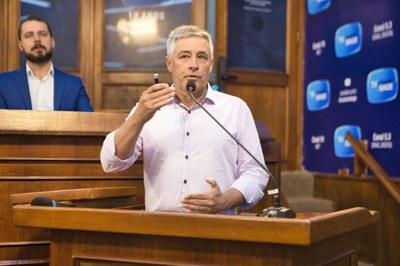 Secretário destaca reativação da fábrica de bueiros