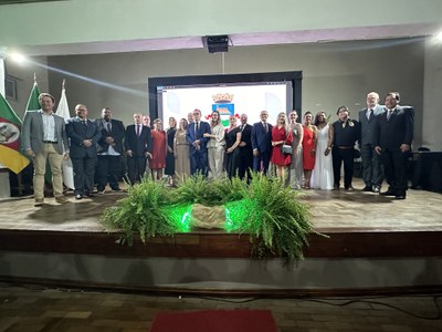 Secretários de governo são empossados