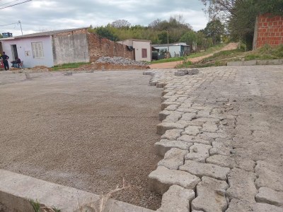 Seinfra calçará trecho da Carlos Mangabeira