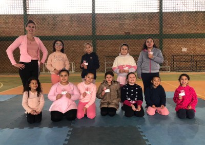 Sejel realiza aula inaugural do ballet infantil