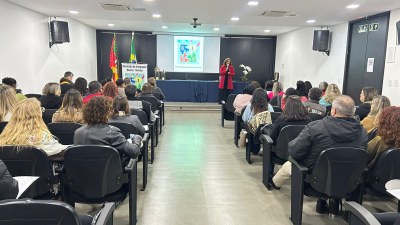 Semppmulher participa do Seminário Regional de Educação Permanente em Saúde