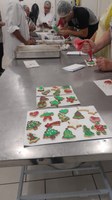 SMASI e IFSul Bagé realizam oficina de biscoitos natalinos no Centro de Panificação