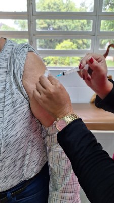 Vacina contra a gripe começa a ser aplicada no município