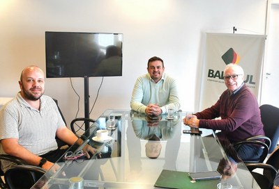 Prefeitura cumpre agenda no Badesul